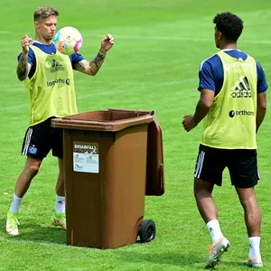 Sonny Kittel und Ransford Königsdörffer im HSV-Training