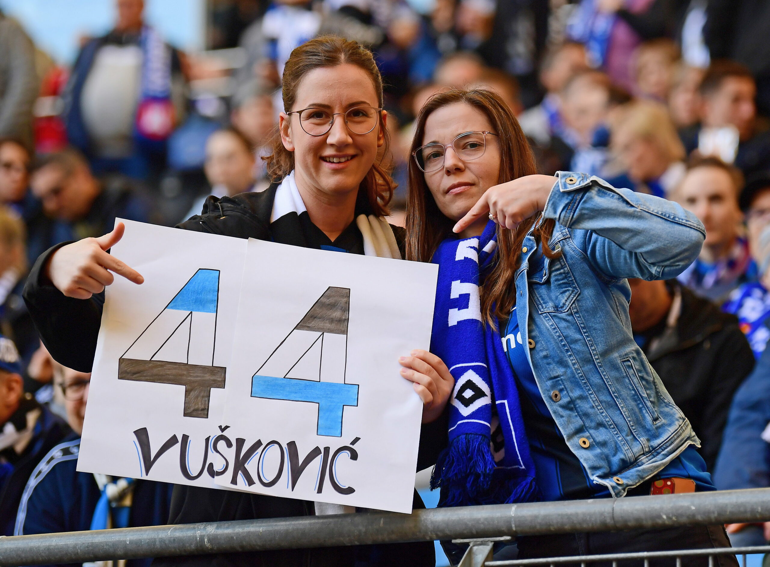 HSV-Profi Mario Vuskovic darf sich weiterhin über große Unterstützung freuen.