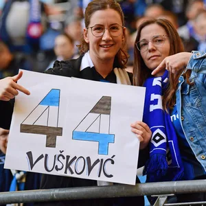 HSV-Profi Mario Vuskovic darf sich weiterhin über große Unterstützung freuen.