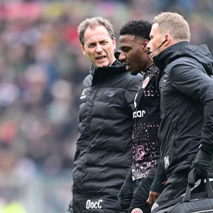 Oladapo Afolayan wird ausgewechselt