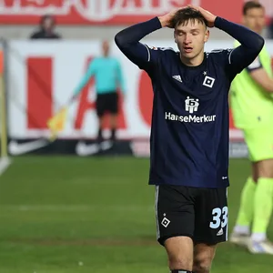 HSV-Profi Katterbach ärgert sich über die Niederlage gegen Kaiserslautern