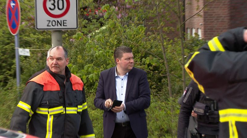Finanzsenator Andreas Dressel (SPD) wurde Zeuge des Verkehrsunfalls.