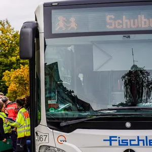 Schüler in Buchholz von Schulbus erfasst und schwer verletzt