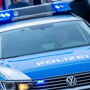 Polizeitauto mit Blaulicht