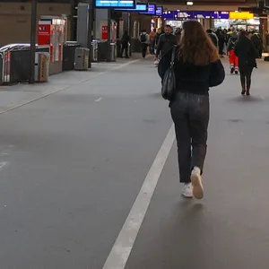 Bereits im März (und für einige Stunden im April) hatte EVG zum Warnstreik aufgerufen.