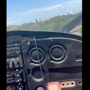 Wenige Momente nach dem Start ist am Montag ein Kleinflugzeug in Panama abgestürzt – alle Insassen haben überlebt. (Screenshot)