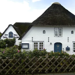Der „Alte Gasthof“, erbaut 1650, wurde ohne Genehmigung am 30. Dezember abgerissen. (Archivbild)
