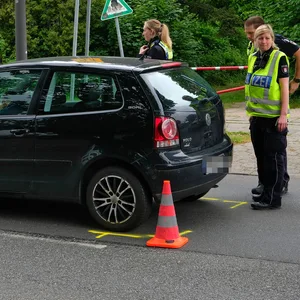 Bei dem Unfall wurde eine Frau schwer verletzt.