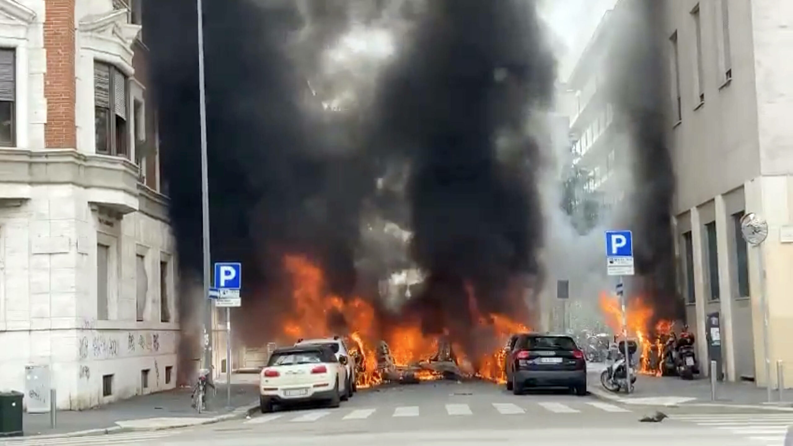In der Innenstadt von Mailand ist es am Donnerstag zu einer Explosion gekommen.