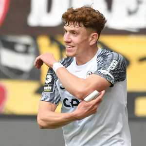 Philipp Treu im Trikot des SC Freiburg II