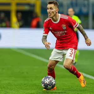 Grimaldo beim Champions League Spiel gegen Inter Mailand