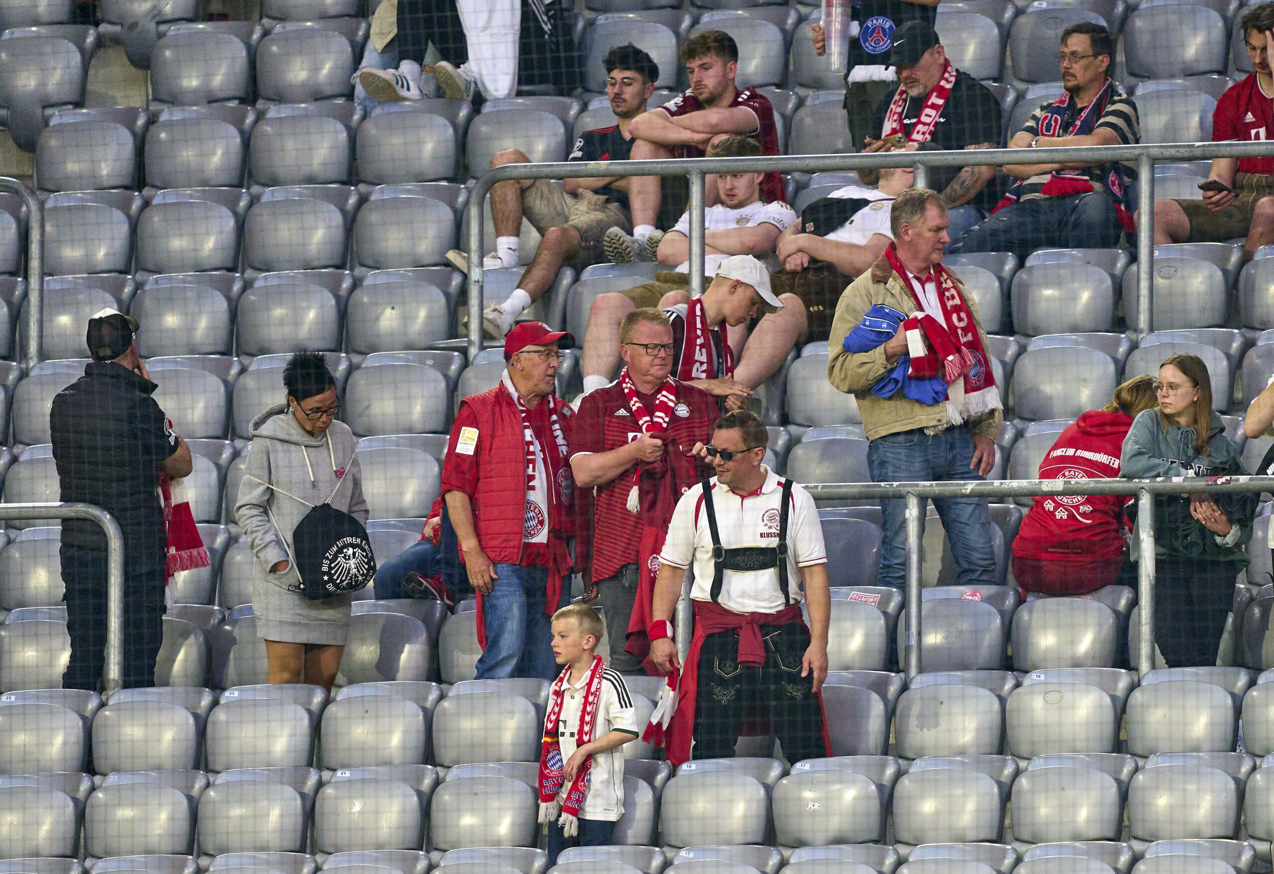 Leere Plätze in der Allianz Arena gab es am vergangenen Samstag bereits ab der 76. Minuten zu sehen.