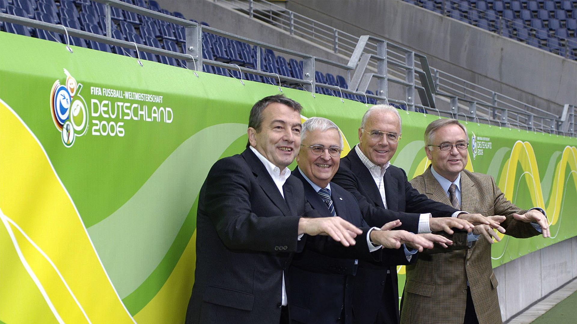 Wolfgang Niersbach, Theo Zwanziger, Franz Beckenbauer und Horst R. Schmidt vor der WM 2006