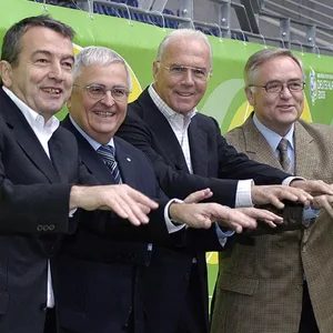 Wolfgang Niersbach, Theo Zwanziger, Franz Beckenbauer und Horst R. Schmidt vor der WM 2006