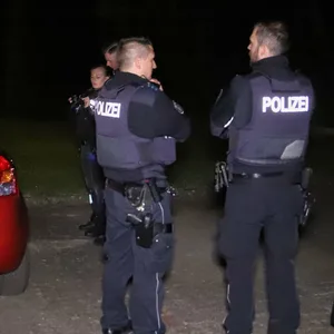 Beziehungstat im Norden – Mann und Frau durch Messerstiche lebensgefährlich verletzt