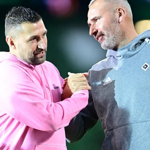 TV-Experte Torsten Mattuschka begrüßt HSV-Trainer Tim Walter