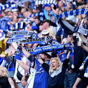 HSV-Fans im Volksparkstadion