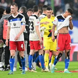 Miro Muheim, Sebastian Schonlau, Jonas Meffert, Daniel Heuer Fernandes und Ransford Königsdörffer sind enttäuscht