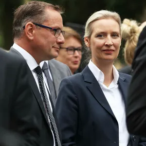 Alice Weidel (rechts) und Tino Chrupalla (auch rechts) sind die Vorsitzenden der AfD.