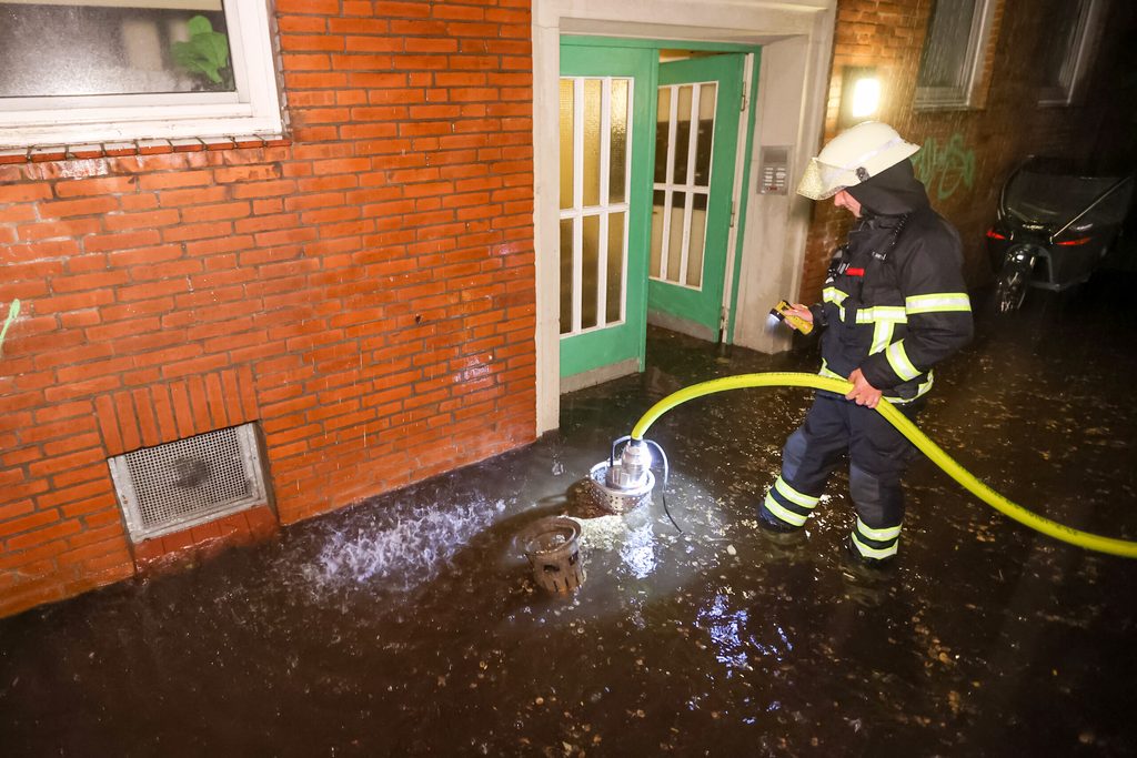 Feuerwehrmann im Einsatz