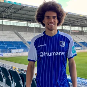 Jonah Fabisch im Trikot des 1. FC Magdeburg