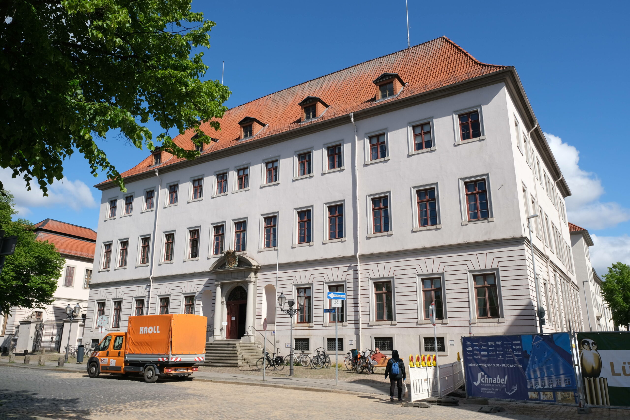 Vor dem Landgericht Lüneburg startet Ende Juni ein Prozess gegen einen Erzieher, der mehrere Jungs sexuell missbraucht haben soll. (Symbolbild)