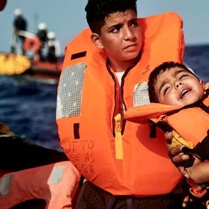 Menschen auf einem Boot