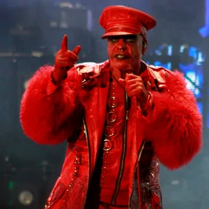 Der Rubel rollt: Trotz der schweren Vorwürfe gegen TIll Lindemann klettern die Rammstein-Alben in den deutschen Charts. (Archivbild)