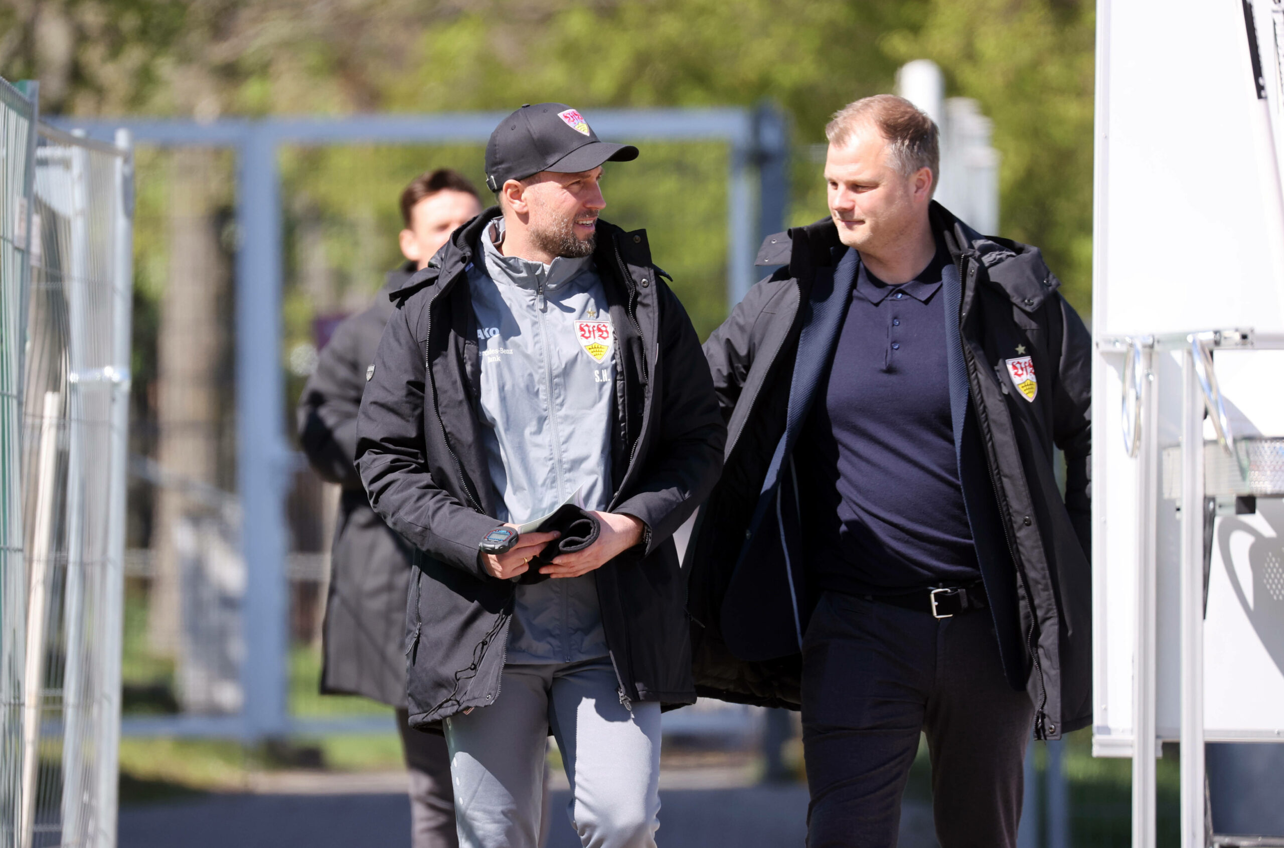 VfB-Stuttgart-Trainer Sebastian Hoeneß und Sportchef Fabian Wohlgemuth