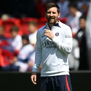 Lionel Messi schaut irritiert