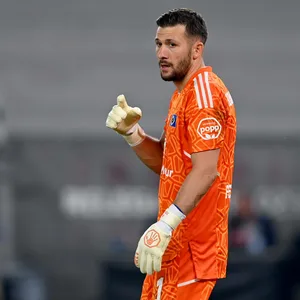 HSV-Torwart Daniel Heuer Fernandes