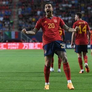 Joselu feiert sein Siegtreffer gegen Italien.
