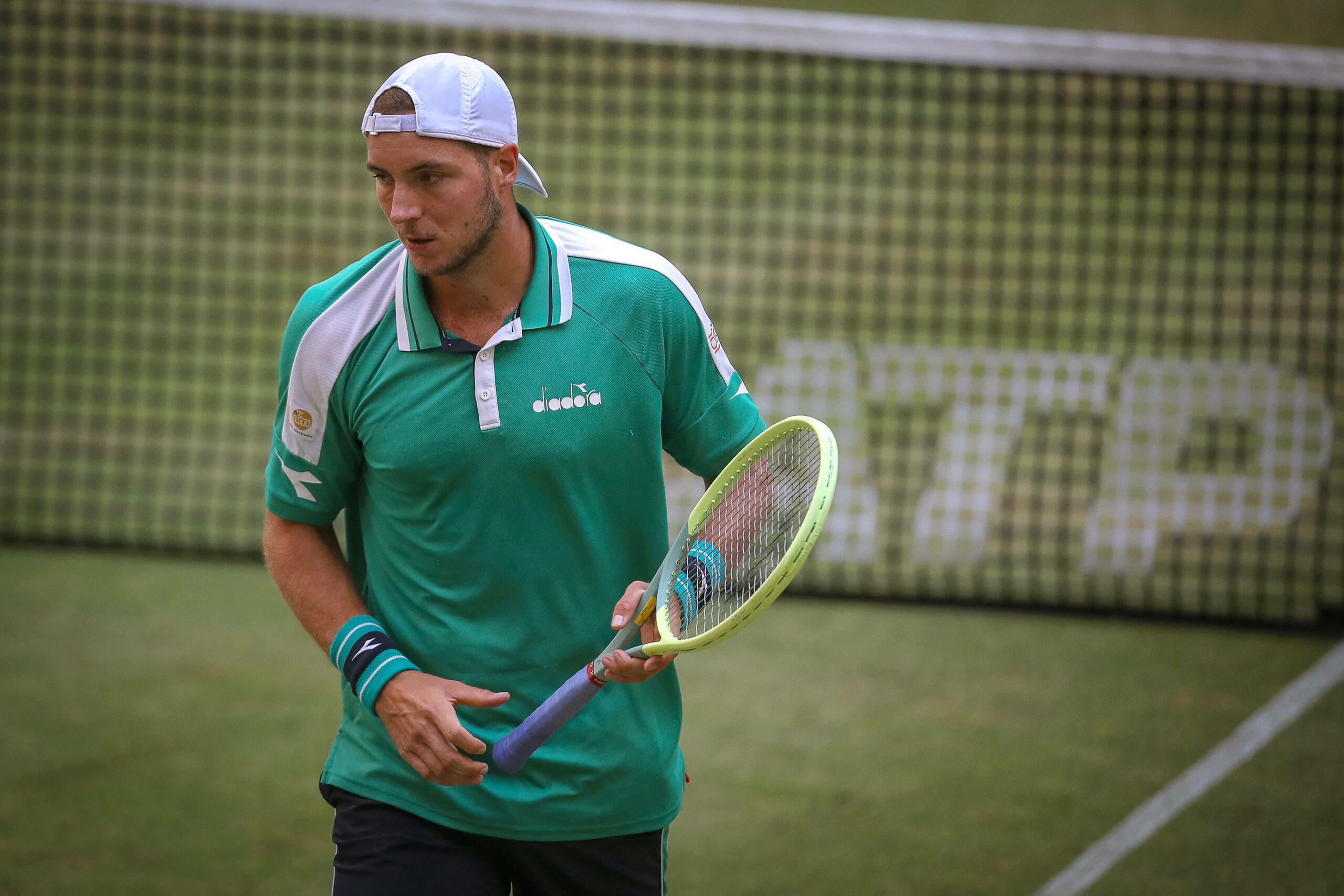 Jan-Lennard Struff beim Rasentunier in Halle.