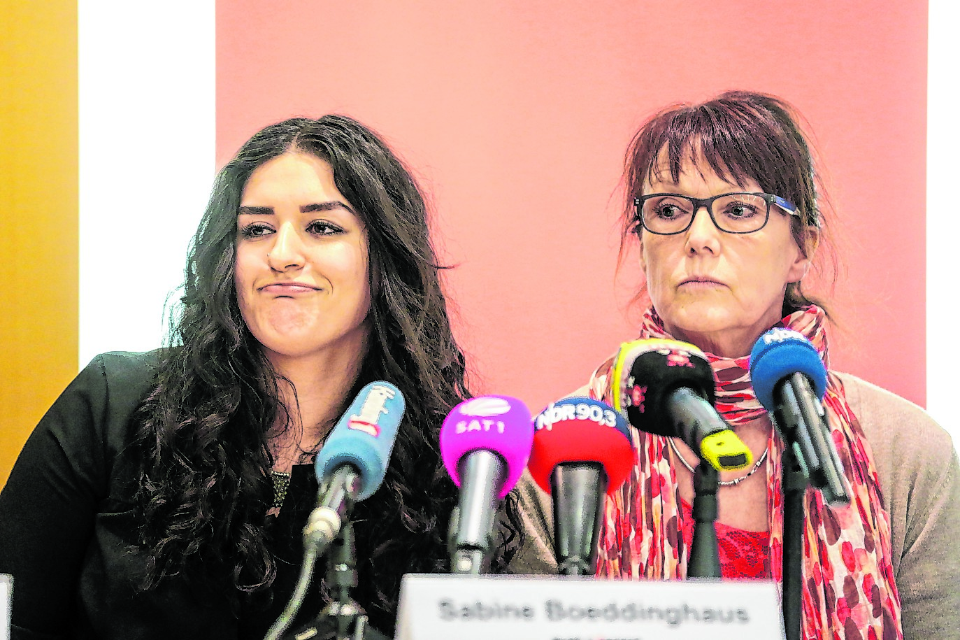 Die neuen Fraktionsvorsitzenden der Linken, Cansu Özdemir (l.) und Sabine Boeddinghaus