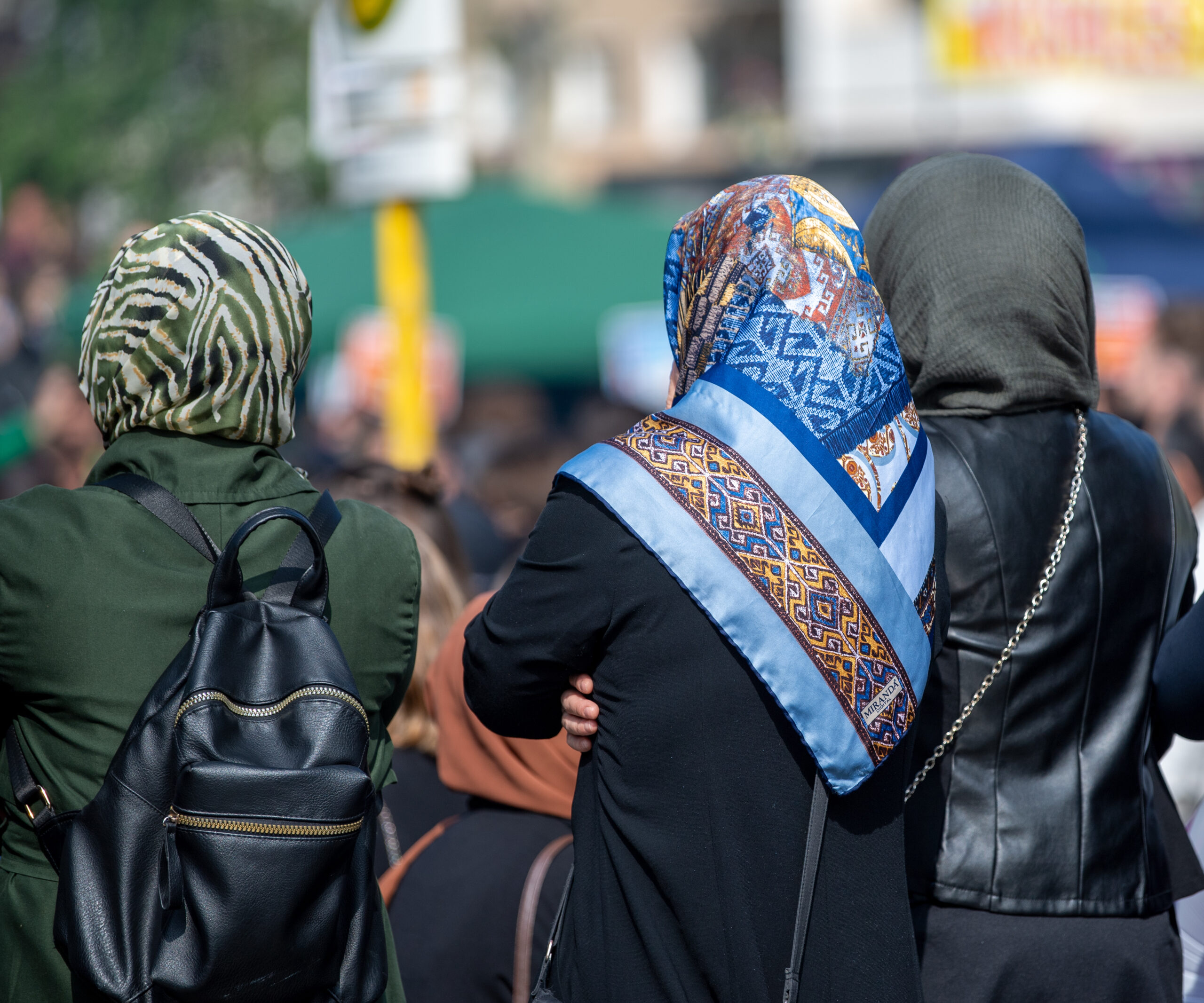 Muslimische Frauen berichten, man würde sie nicht als selbstbestimmt wahrnehmen.