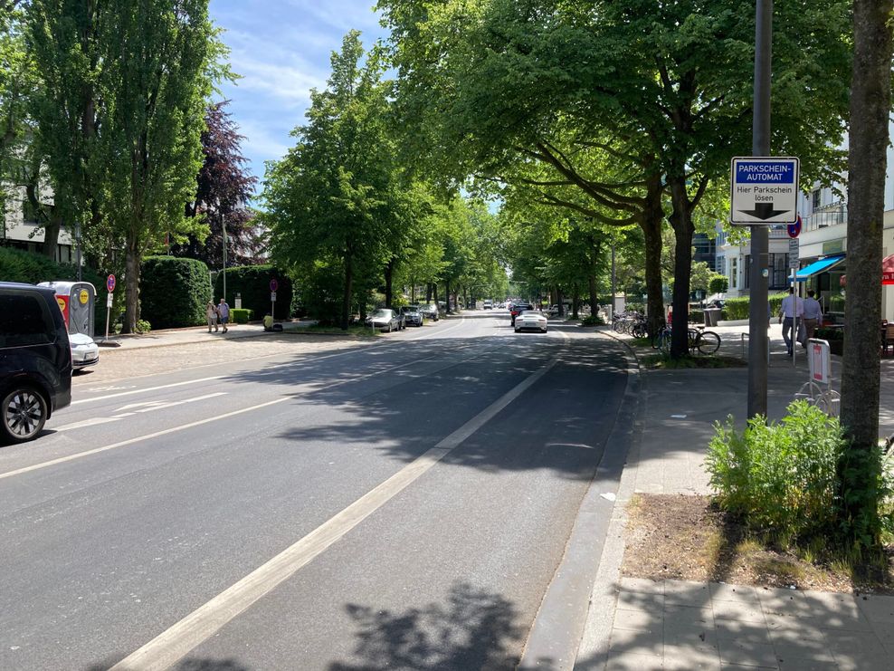 Die Rothenbaumchaussee war eine der Straßen, die 2022 saniert wurden. Hier ein Nachher-Bild.