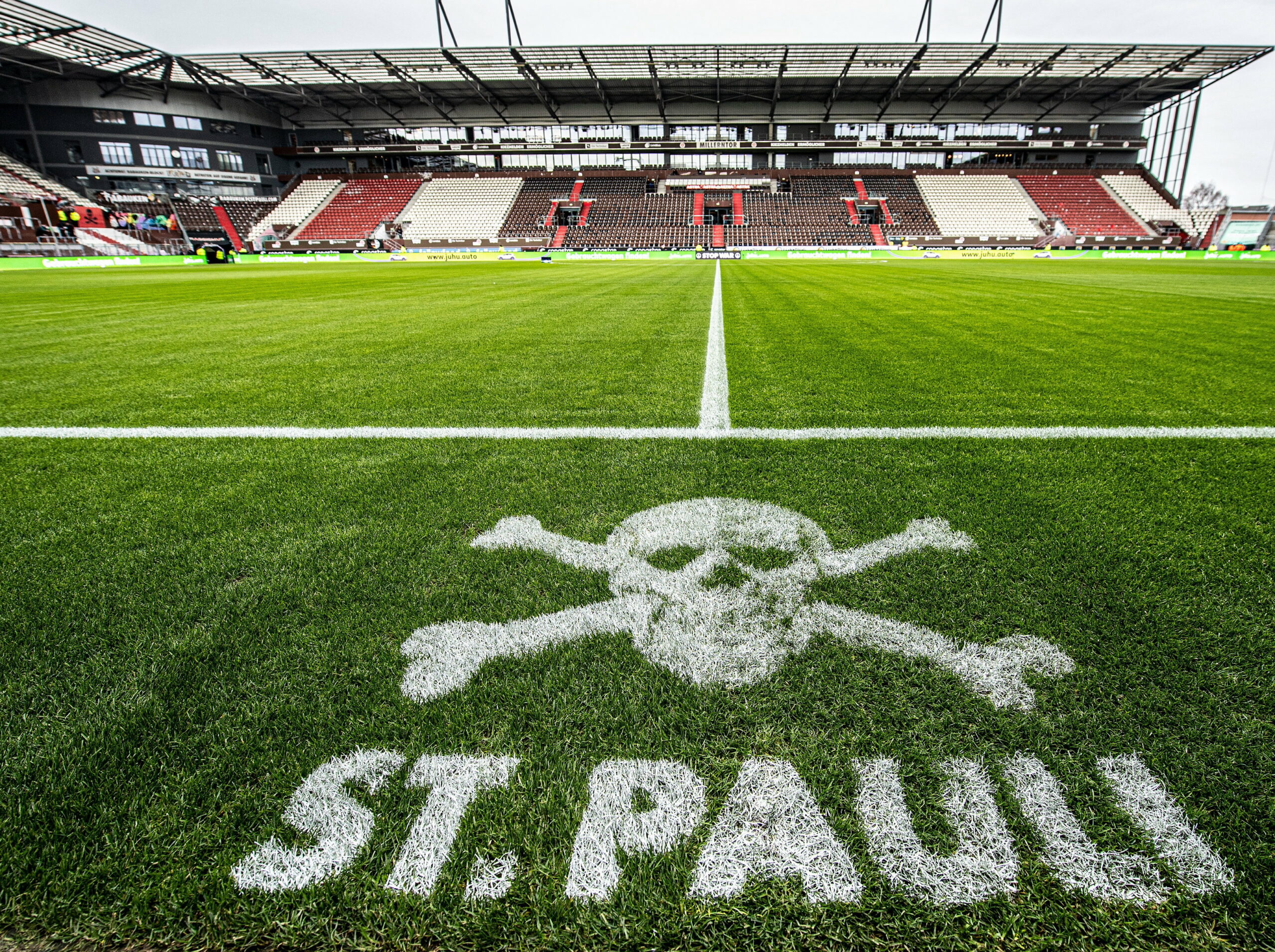 Das leere Millerntorstadion des FC St. Pauli