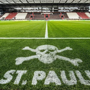 Das leere Millerntorstadion des FC St. Pauli