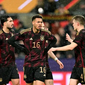 Emre Can, Felix Nmecha und Matthias Ginter beim deutschen Länderspiel gegen Belgien im März 2023