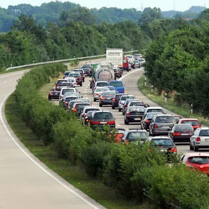 Stau auf der A29.