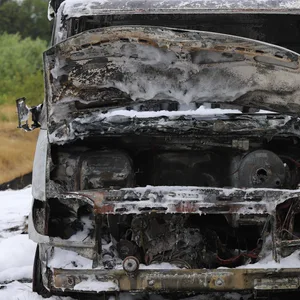 Transporter brennt – A7 bei Hamburg gesperrt