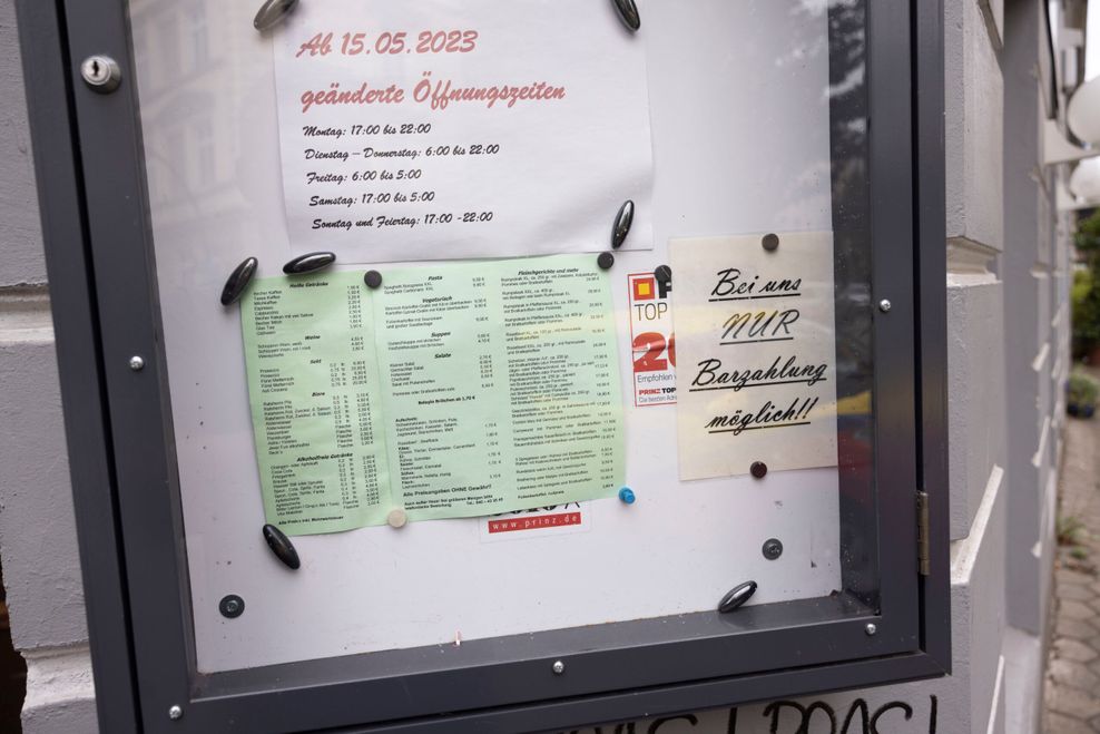 Die Speisekarte hat sich seit den 1970ern kaum verändert. Seitdem heißt es ebenfalls: Wir nehmen nur Bargeld!