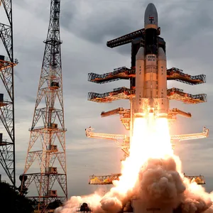 Weltall-Rakete von ISRO beim Abheben