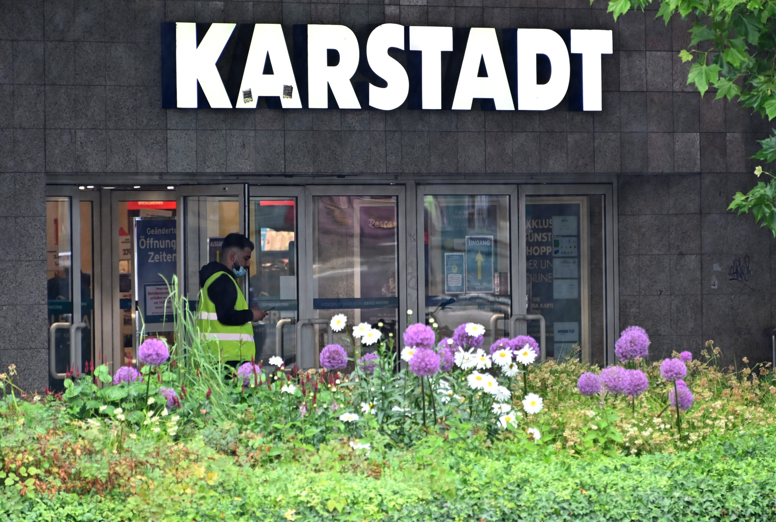 Karstadt schließt eine weitere Filiale im Norden (Archivbild).