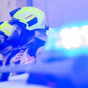 Am Dienstag ist in einer leerstehenden Lackierfabrik in Rahlstedt ein Feuer ausgebrochen.