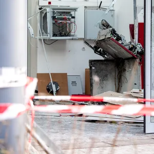 Geldautomat in Gadebusch gesprengt – Hoher Sachschaden