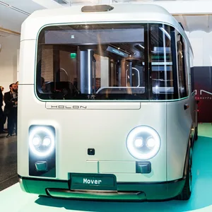 Der erste Prototyp des „Mover“: Der Kleinbus soll bald autonom durch Hamburg fahren.