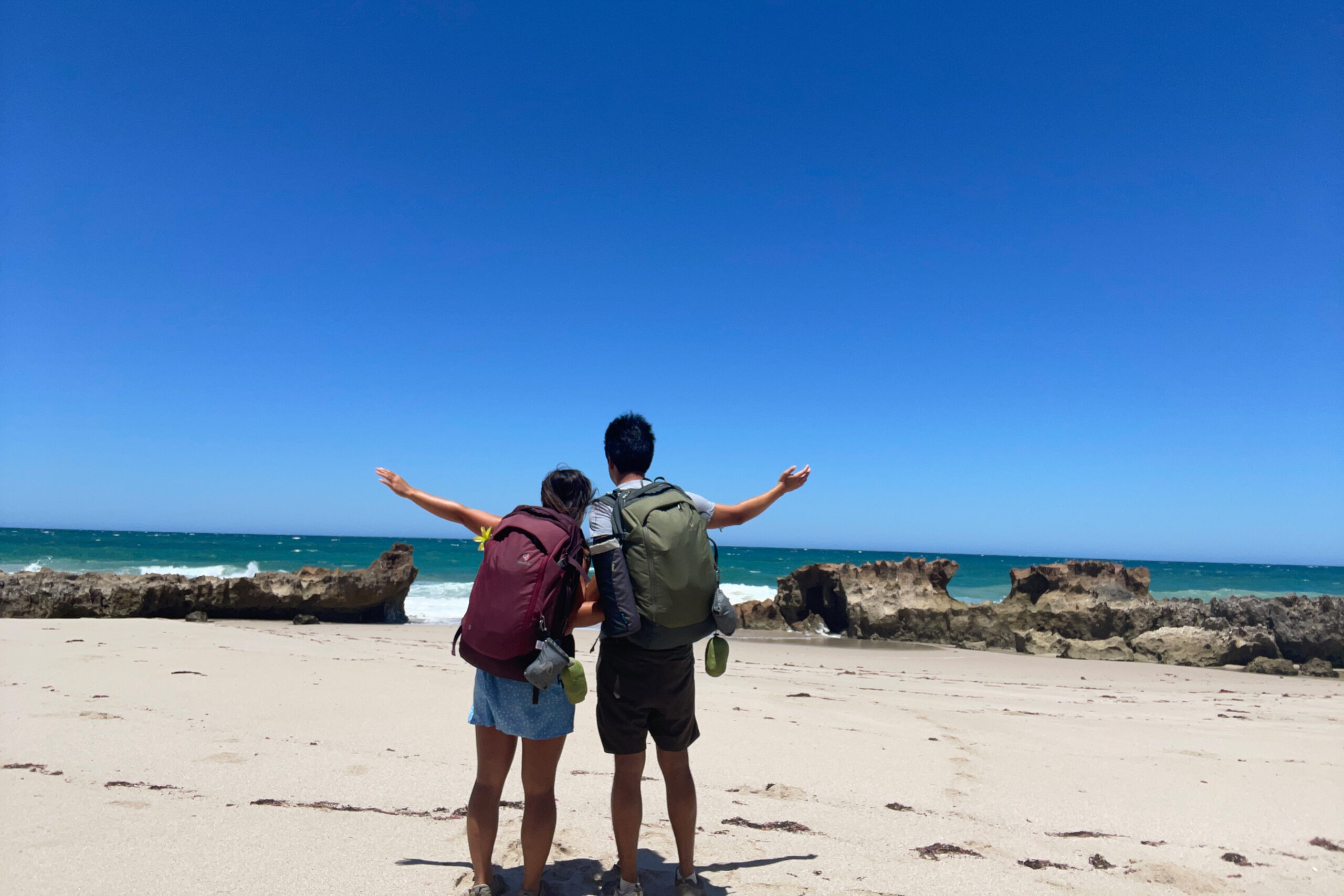 Yahui Miao und ihr Mann am Strand in Australien
