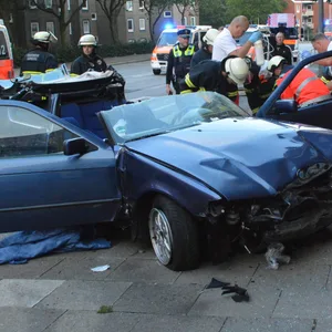 Ein Schwerverletzter nach Unfall in Horn – Polizei ermittelt wegen Autorennen