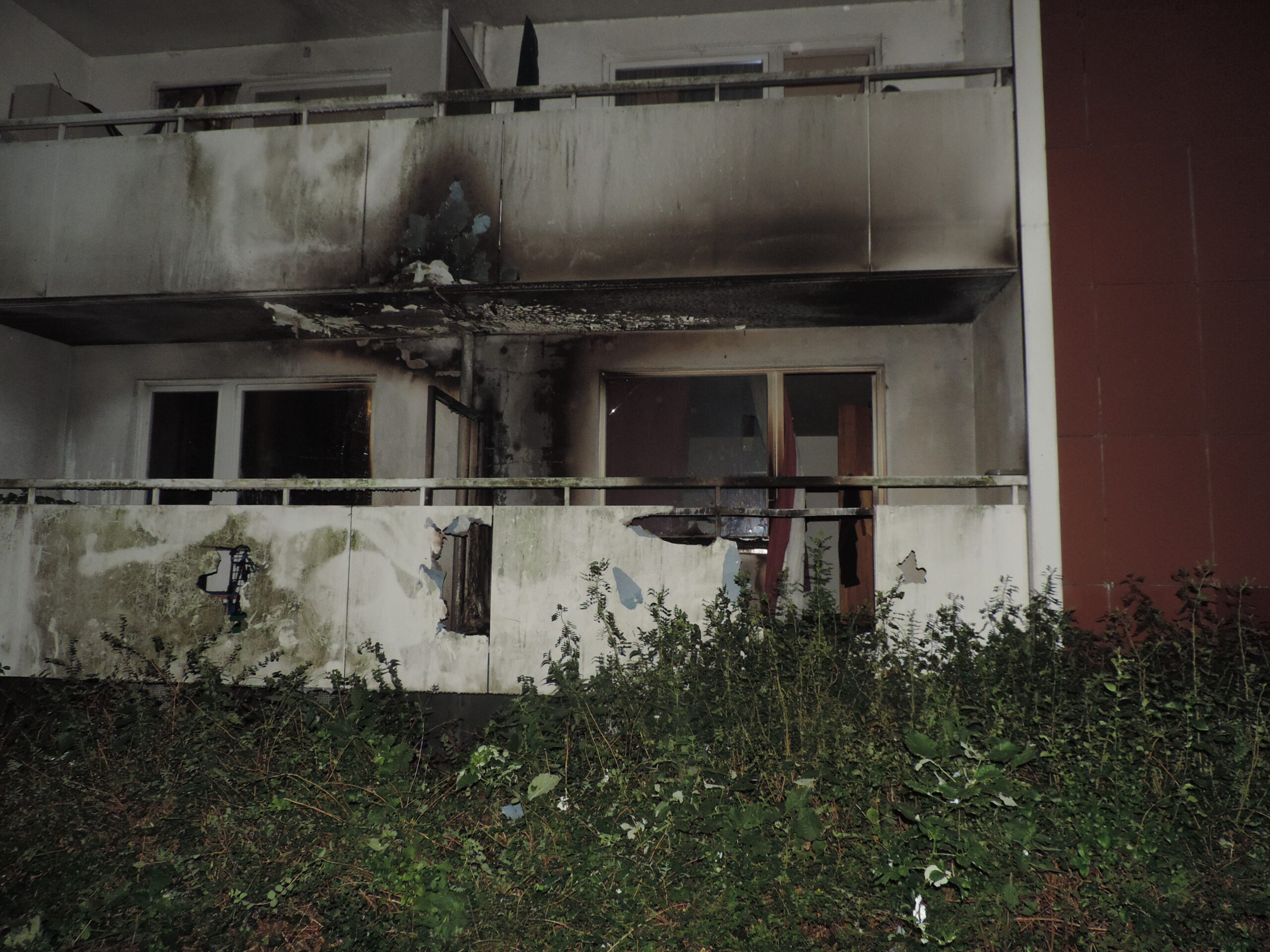 Flammen in wohnhaus in Pinneberg – Großalarm für die Feuerwehr